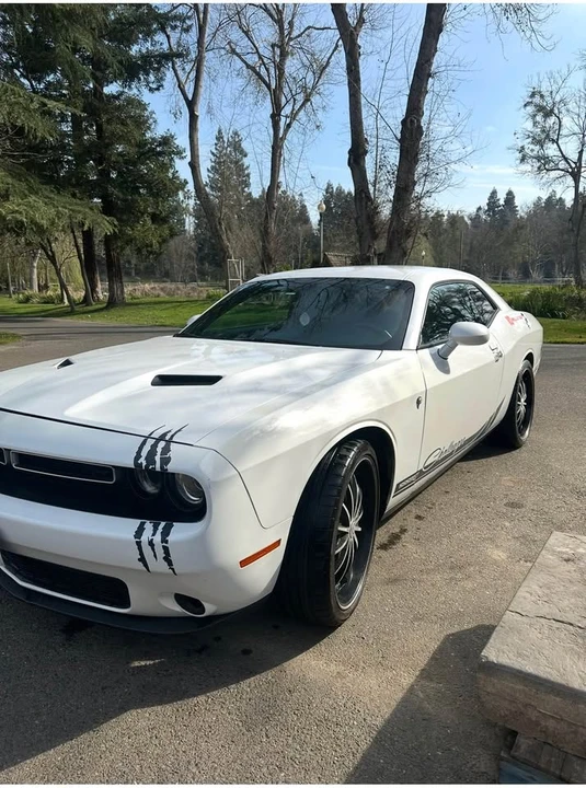 2015 Dodge Challenger 3rd Gen - Image 3 of 20