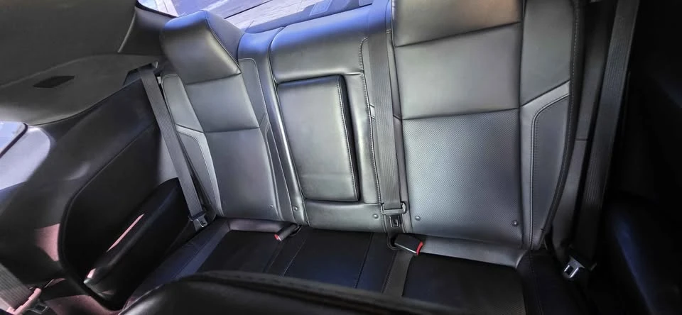 2015 Dodge Challenger 3rd Gen - Image 9 of 15