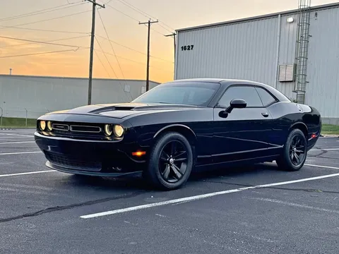 2015 Dodge Challenger SXT Coupe 2D