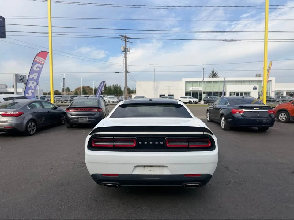 2015 Dodge Challenger 3rd Gen - Image 5 of 17