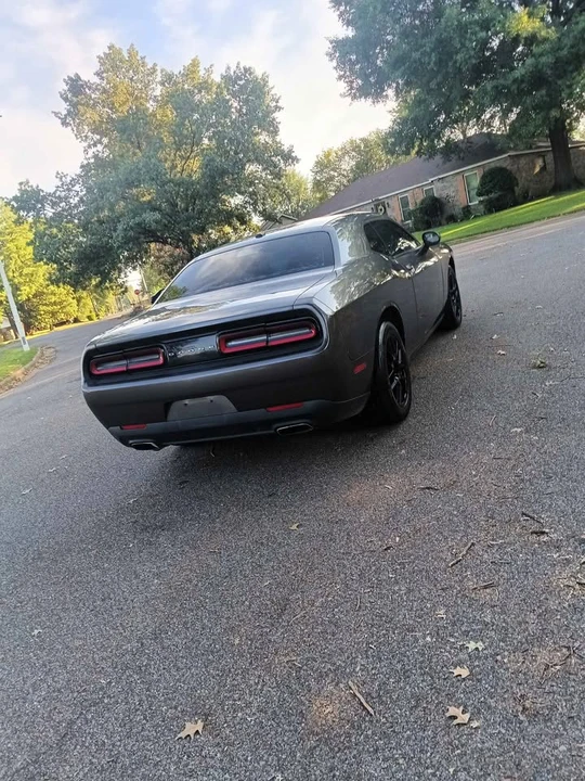 2015 Dodge Challenger 3rd Gen - Image 5 of 9
