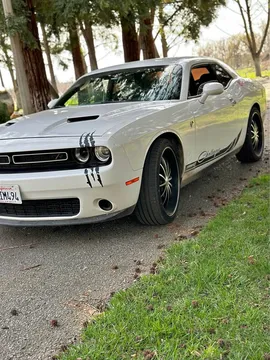 2015 Dodge Challenger SXT Coupe 2D