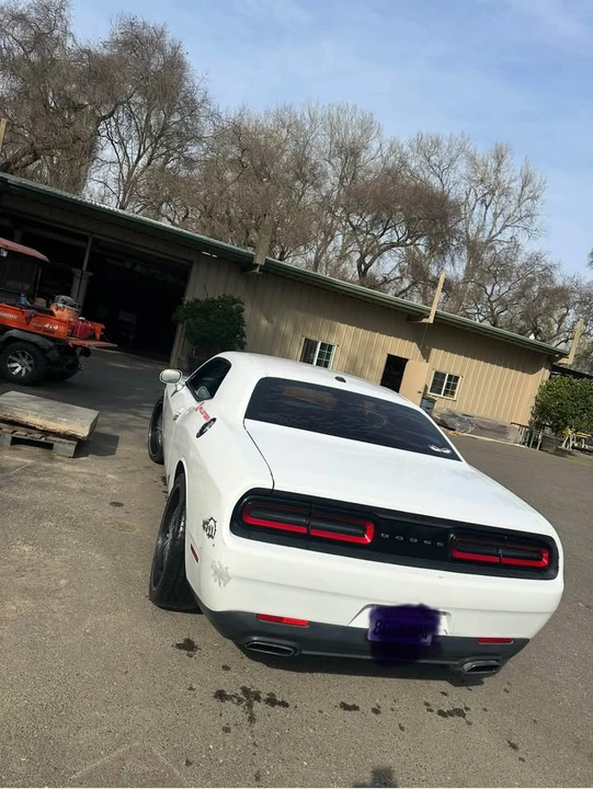2015 Dodge Challenger 3rd Gen - Image 14 of 20