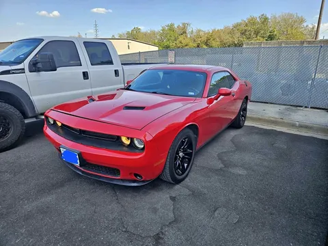 2015 Dodge Challenger SXT