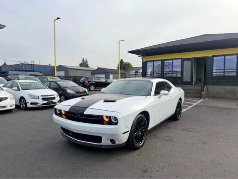 2015 Dodge Challenger SXT Coupe 2D