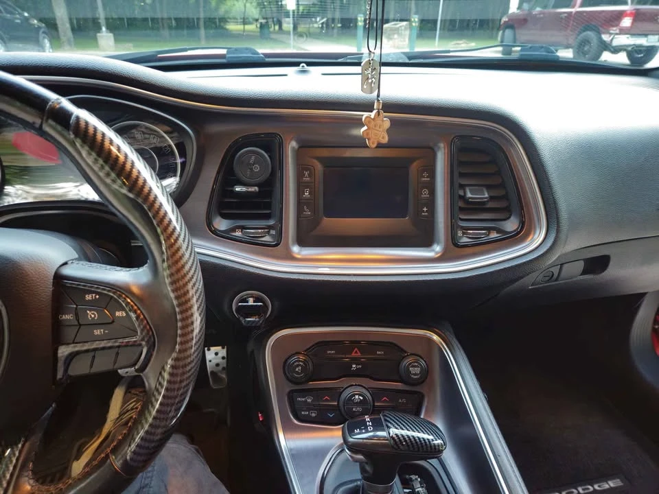 2015 Dodge Challenger 3rd Gen - Image 15 of 20