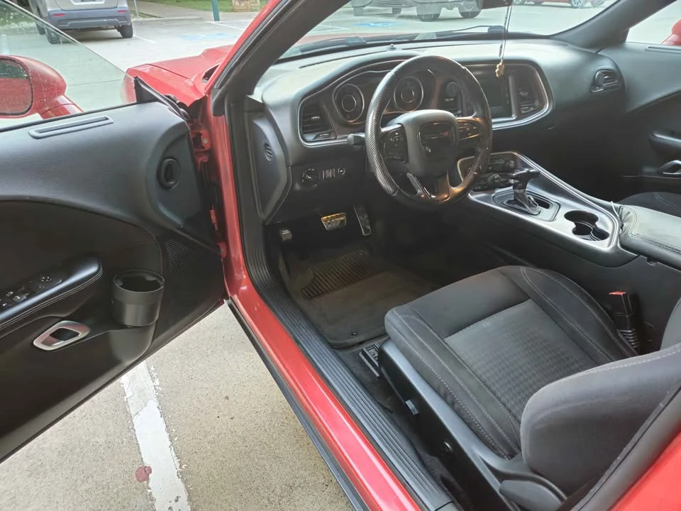 2015 Dodge Challenger 3rd Gen - Image 16 of 20