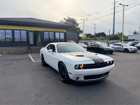 2015 Dodge Challenger SXT Coupe 2D