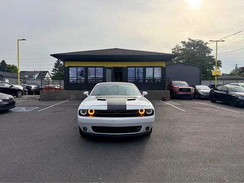 2015 Dodge Challenger SXT Coupe 2D
