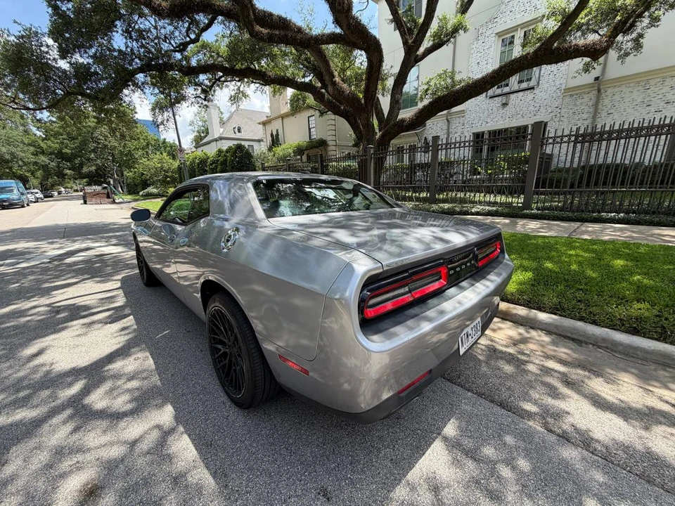 2015 Dodge Challenger 3rd Gen - Image 5 of 11