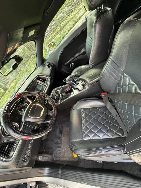 2015 Dodge Challenger 3rd Gen - Image 7 of 11