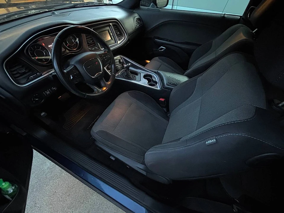 2015 Dodge Challenger 3rd Gen - Image 6 of 8