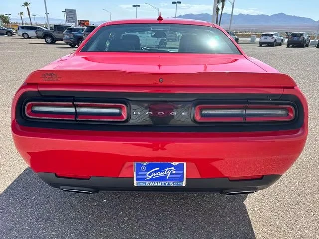 2015 Dodge Challenger 3rd Gen - Image 4 of 17