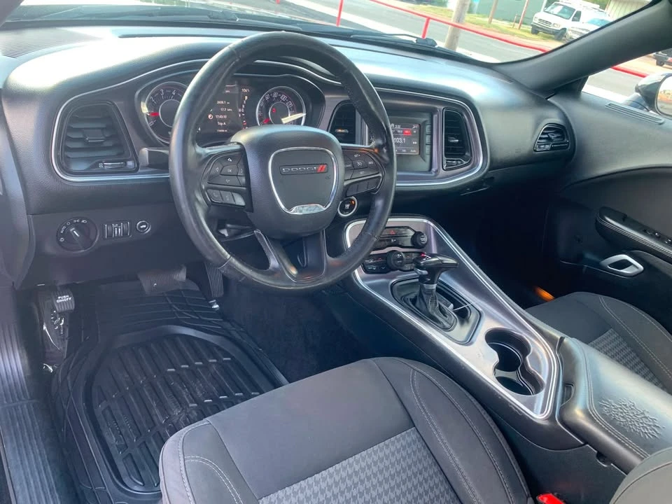2015 Dodge Challenger 3rd Gen - Image 7 of 9