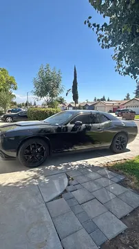 2015 Dodge Challenger SXT
