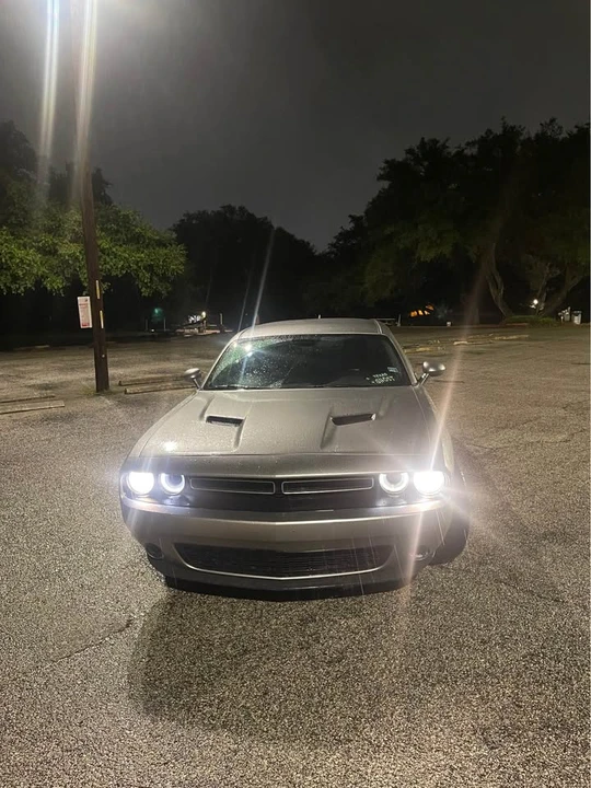 2015 Dodge Challenger 3rd Gen - Image 2 of 11