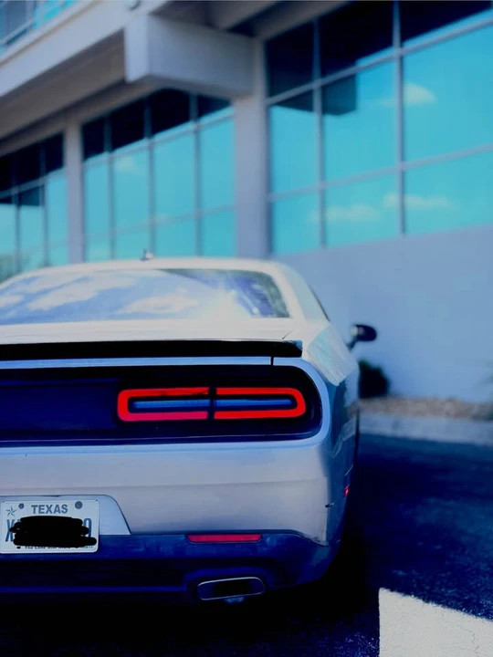 2015 Dodge Challenger 3rd Gen - Image 7 of 11