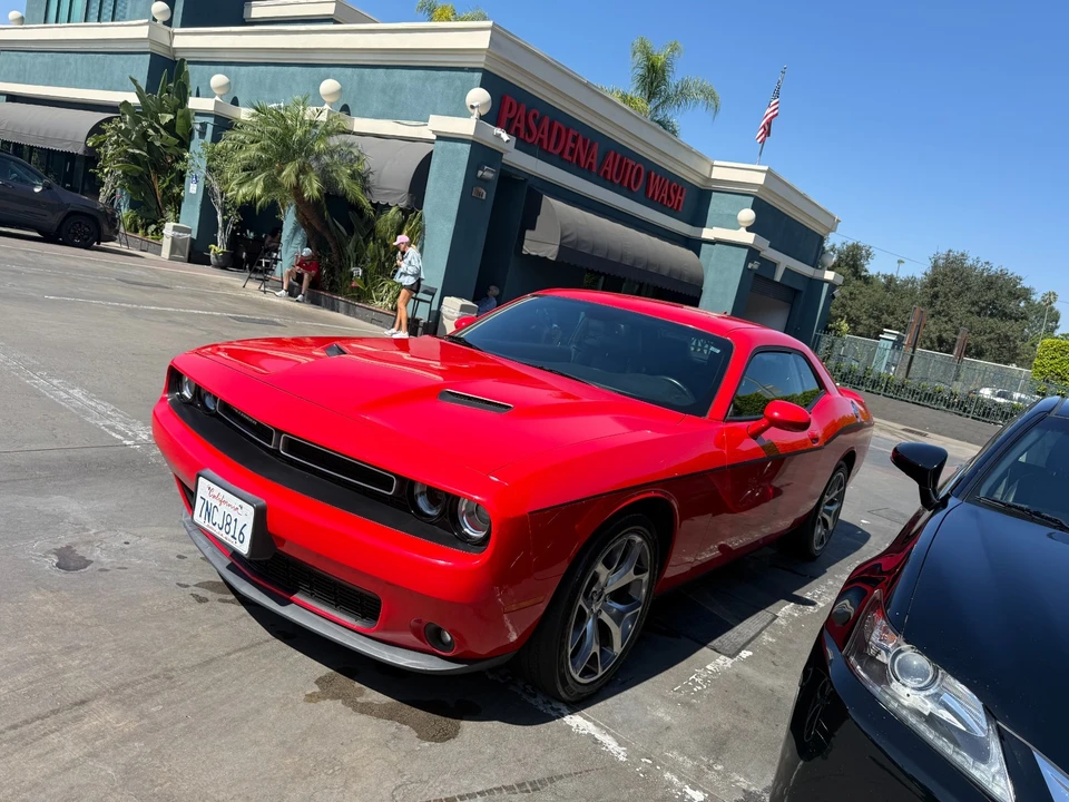 2015 Dodge Challenger 3rd Gen - Image 5 of 7