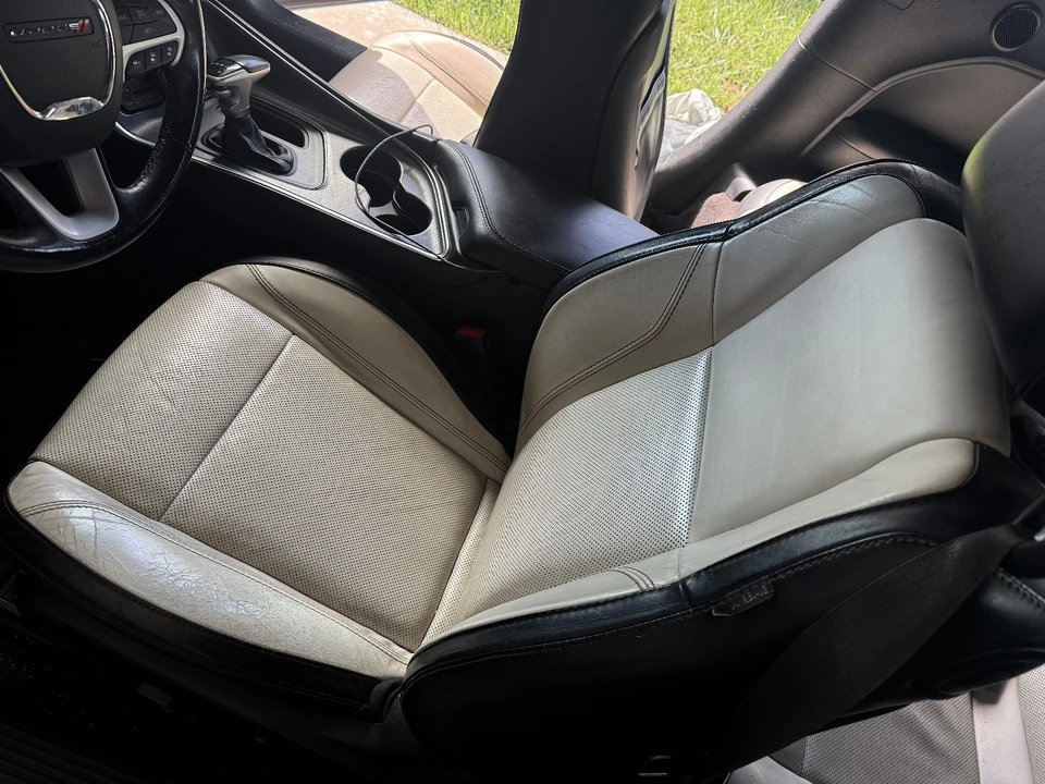 2015 Dodge Challenger 3rd Gen - Image 12 of 15