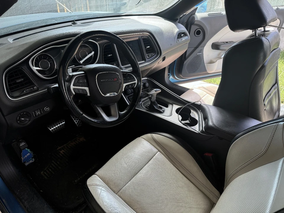 2015 Dodge Challenger 3rd Gen - Image 13 of 15