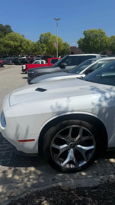2015 Dodge Challenger 3rd Gen - Image 2 of 14