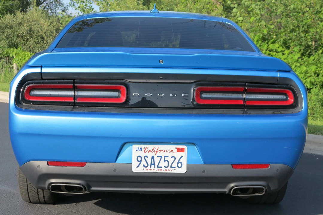 2015 Dodge Challenger 3rd Gen - Image 13 of 31