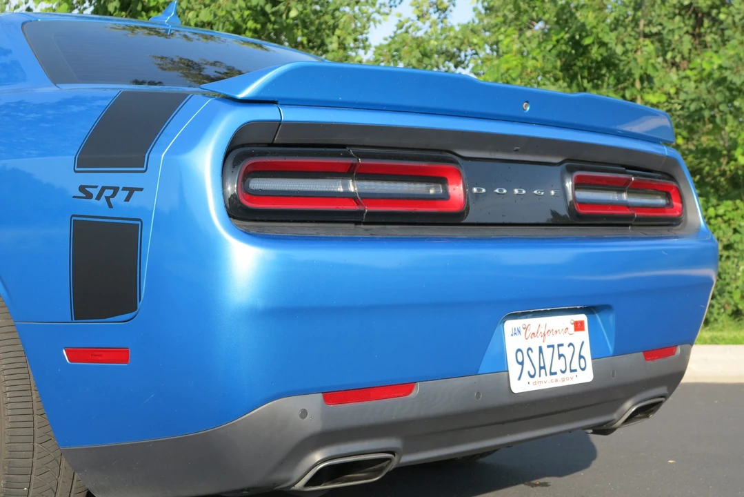 2015 Dodge Challenger 3rd Gen - Image 19 of 31