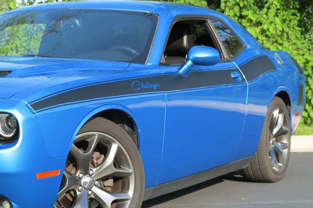 2015 Dodge Challenger 3rd Gen - Image 15 of 31