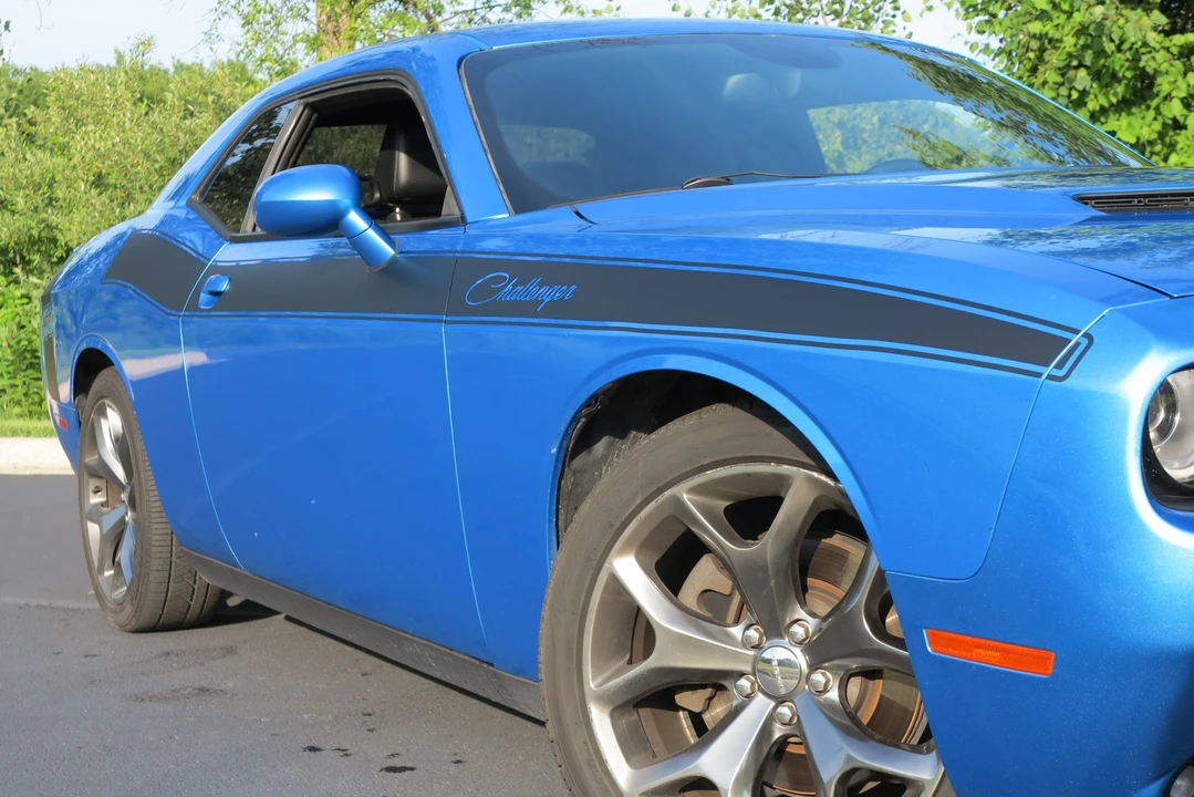2015 Dodge Challenger 3rd Gen - Image 14 of 31