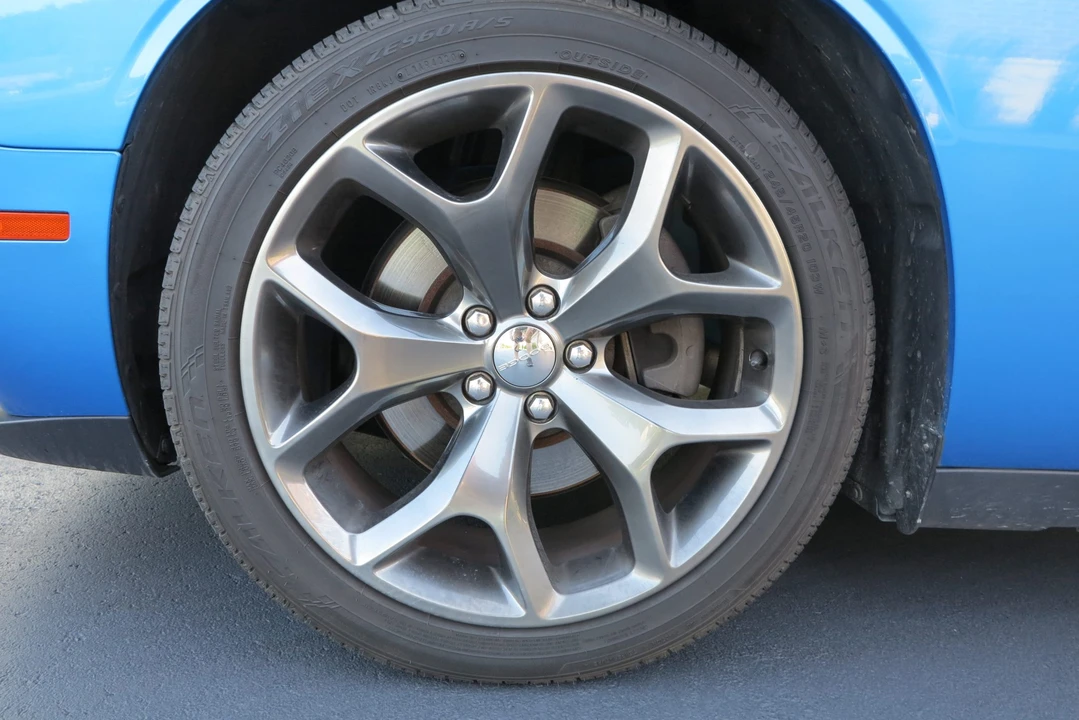 2015 Dodge Challenger 3rd Gen - Image 30 of 31