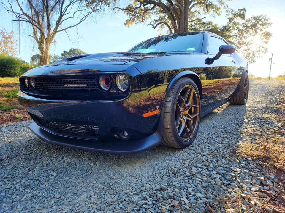 2015 Dodge Challenger 3rd Gen - Image 9 of 31