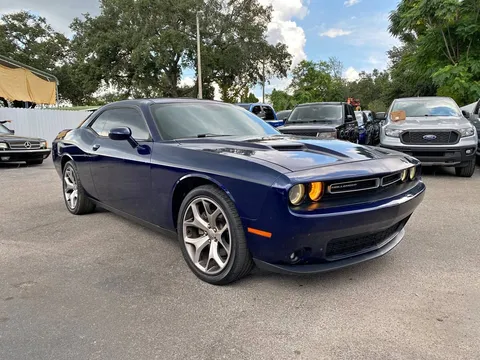 2015 Dodge Challenger SXT Plus