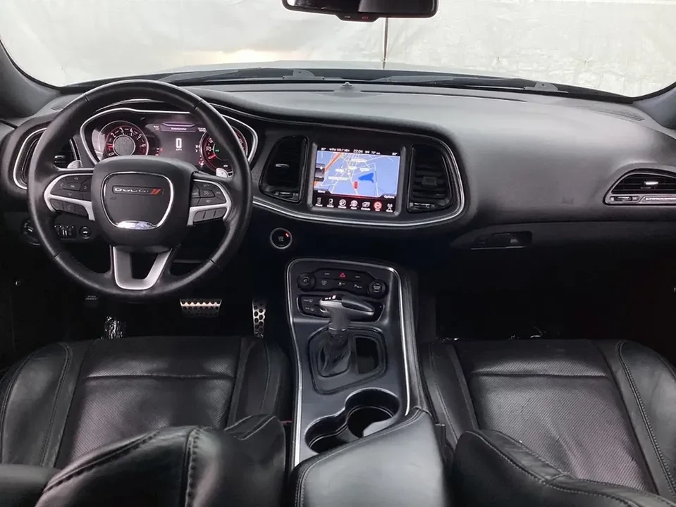 2015 Dodge Challenger 3rd Gen - Image 9 of 16