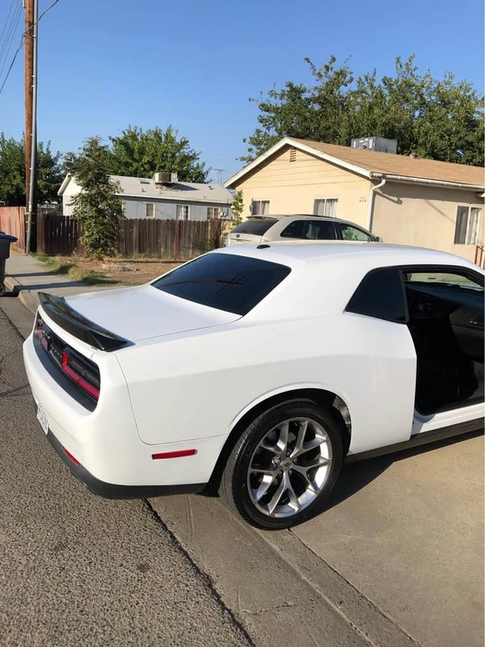 2015 Dodge Challenger 3rd Gen - Image 5 of 9