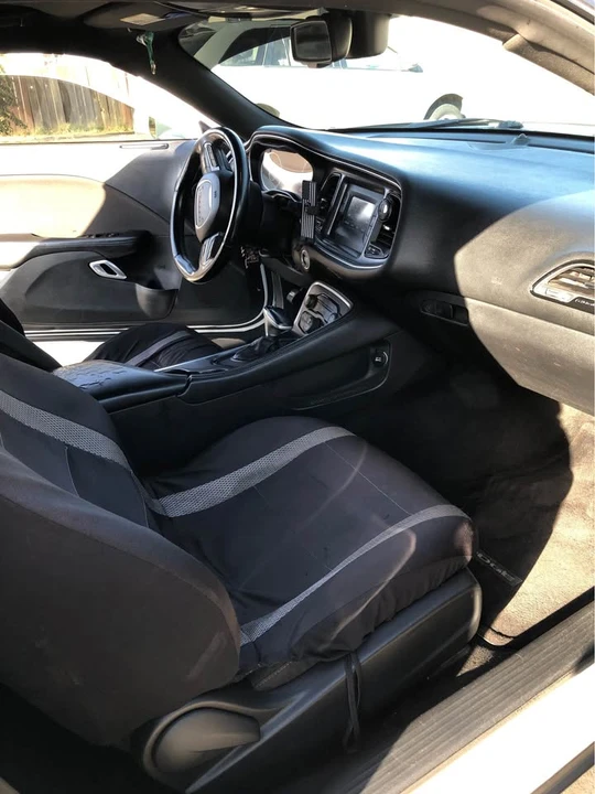 2015 Dodge Challenger 3rd Gen - Image 6 of 9