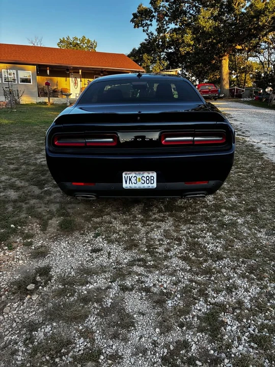 2015 Dodge Challenger 3rd Gen - Image 15 of 17