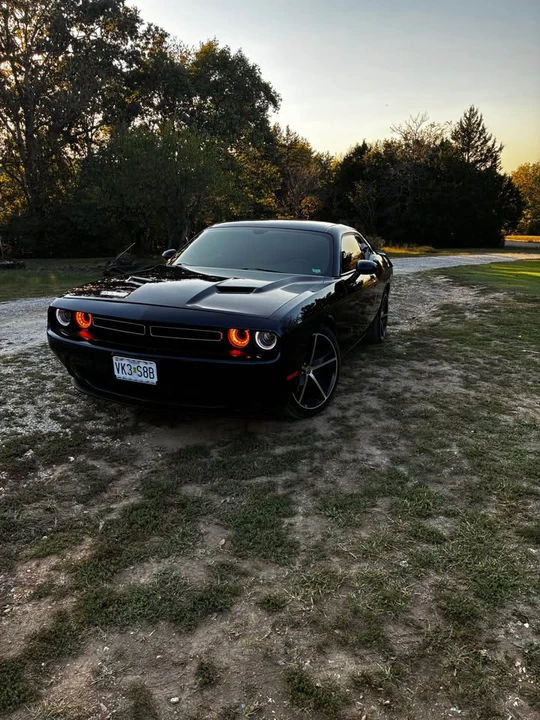 2015 Dodge Challenger 3rd Gen - Image 12 of 17