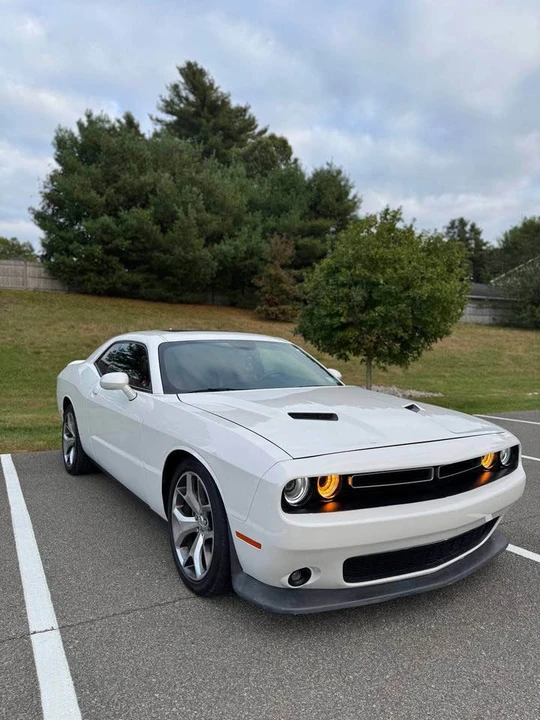 2015 Dodge Challenger 3rd Gen - Image 3 of 12