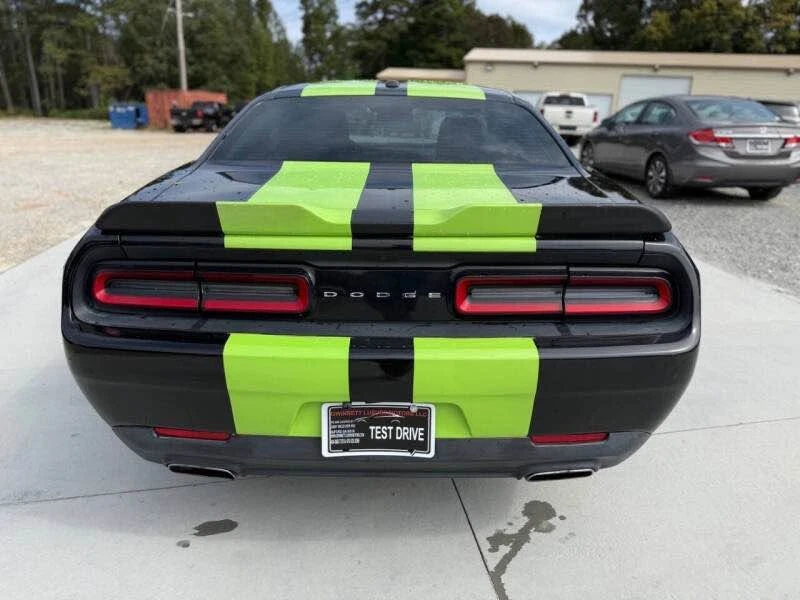 2015 Dodge Challenger 3rd Gen - Image 5 of 8