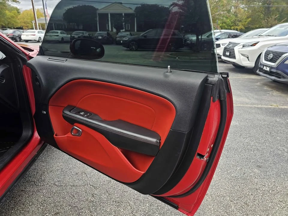 2015 Dodge Challenger 3rd Gen - Image 3 of 10