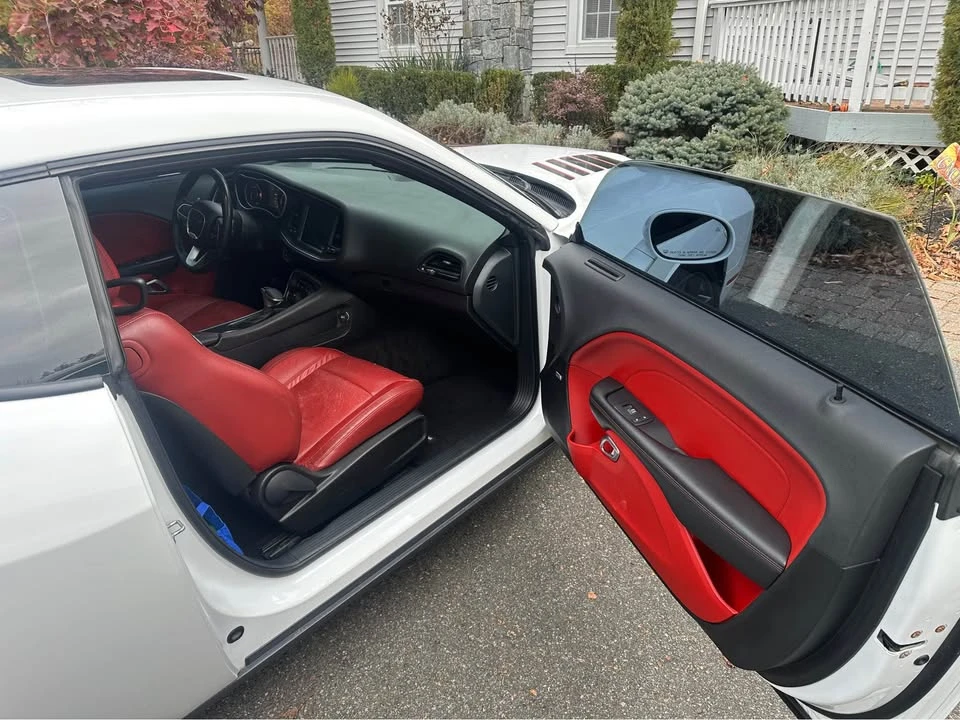 2015 Dodge Challenger 3rd Gen - Image 7 of 9