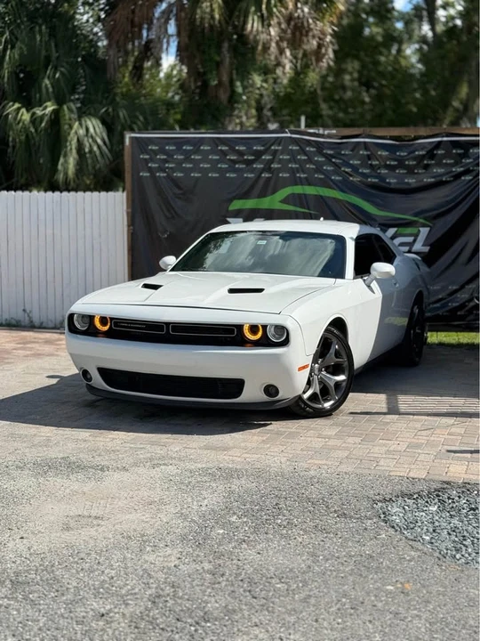 2015 Dodge Challenger 3rd Gen - Image 3 of 14