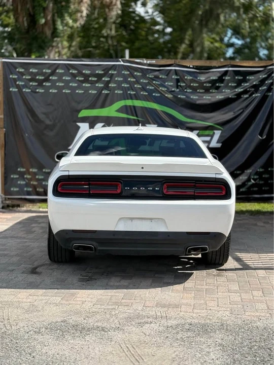 2015 Dodge Challenger 3rd Gen - Image 7 of 14