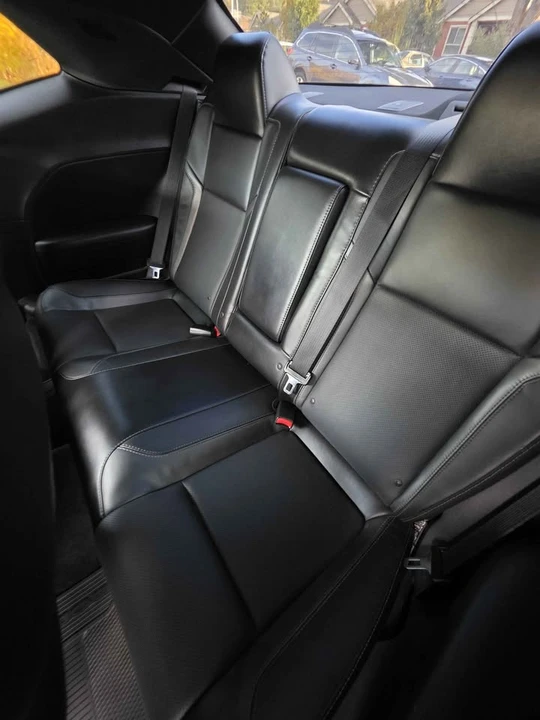 2015 Dodge Challenger 3rd Gen - Image 13 of 17