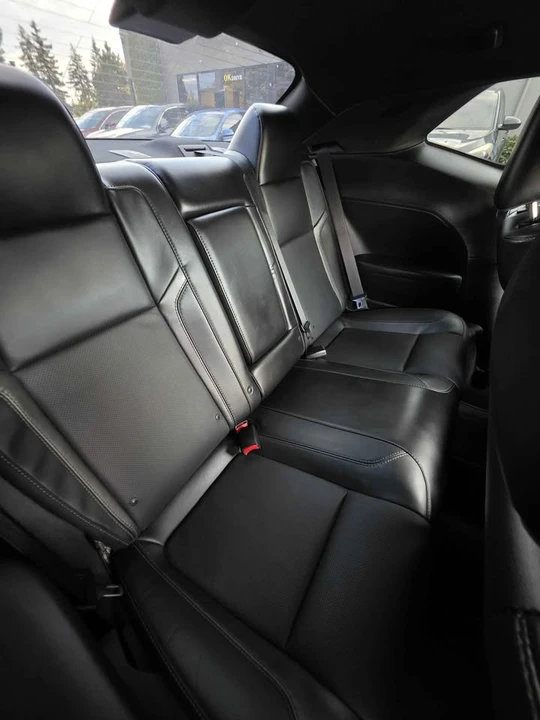 2015 Dodge Challenger 3rd Gen - Image 12 of 17