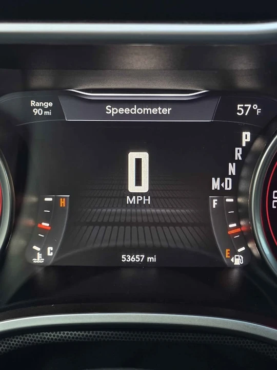 2015 Dodge Challenger 3rd Gen - Image 16 of 17