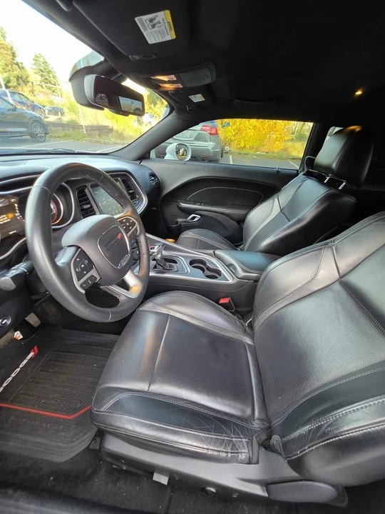 2015 Dodge Challenger 3rd Gen - Image 11 of 17