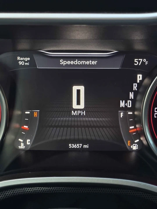 2015 Dodge Challenger 3rd Gen - Image 15 of 17