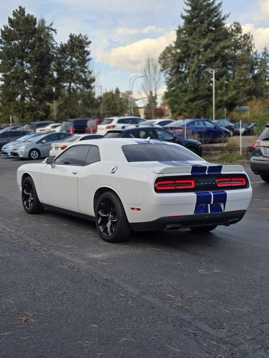 2015 Dodge Challenger 3rd Gen - Image 3 of 17