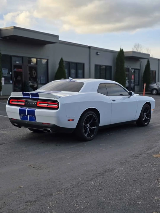 2015 Dodge Challenger 3rd Gen - Image 5 of 17